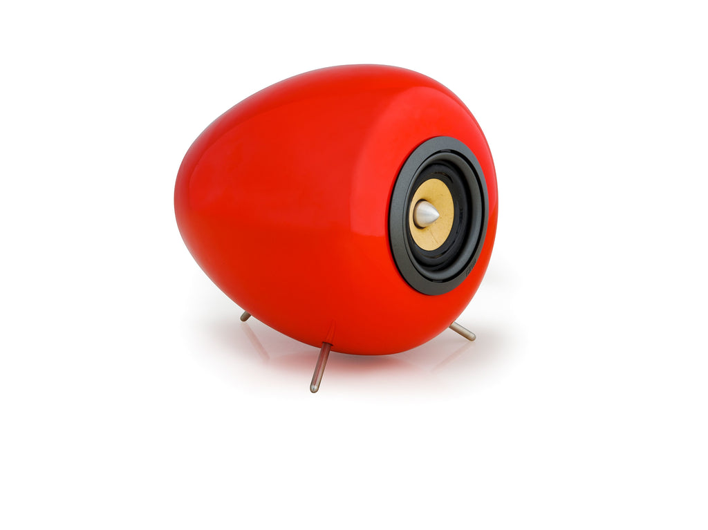The GLOW AUDIO Voice One is a single driver loudspeaker with a specialized hemp/bamboo driver and a proprietary enclosure that provides superior imaging and a level of accuracy in reproduction of voice and instruments unmatched by multi-driver speakers.